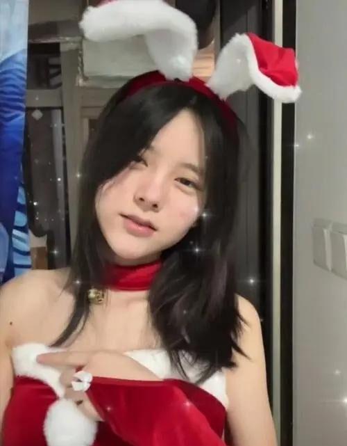 小霸宠吃瓜,揭秘娱乐圈幕后风云 第2张 小霸宠吃瓜,揭秘娱乐圈幕后风云 第2张